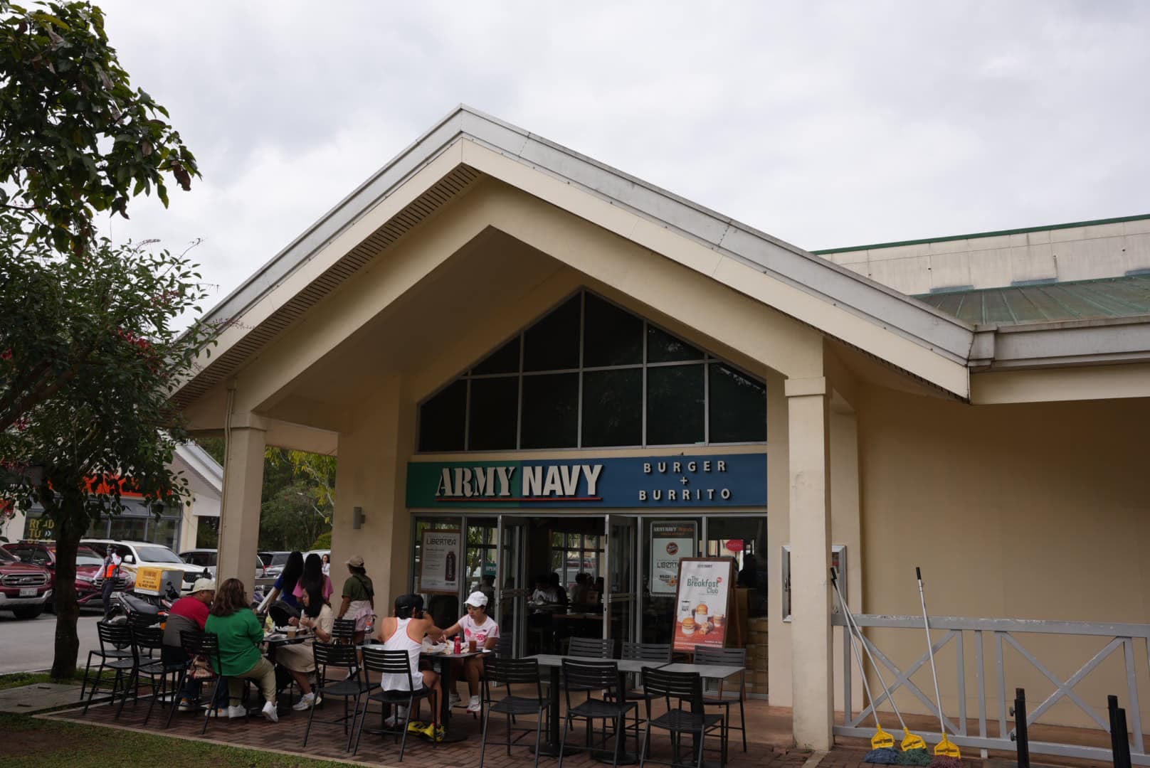 First Weekend at Pines Academy in Baguio - Exploring Camp John Hay 1/10 weeks