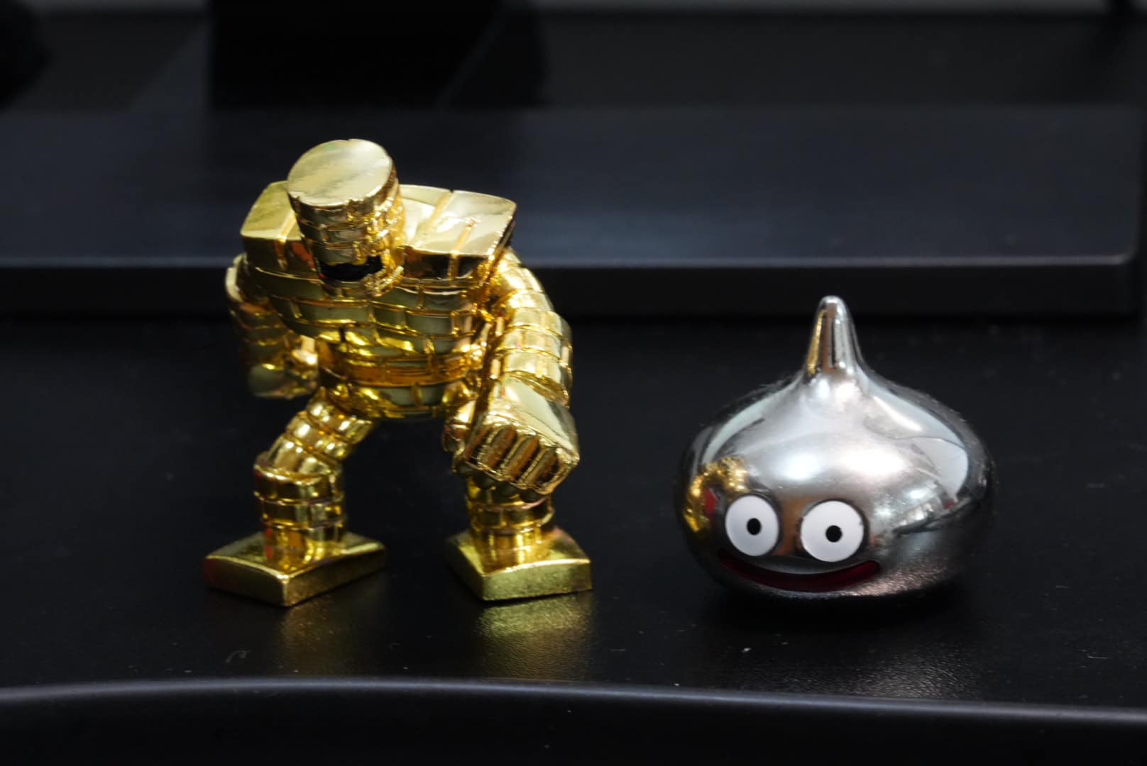 金色魔像與銀色金屬史萊姆公仔